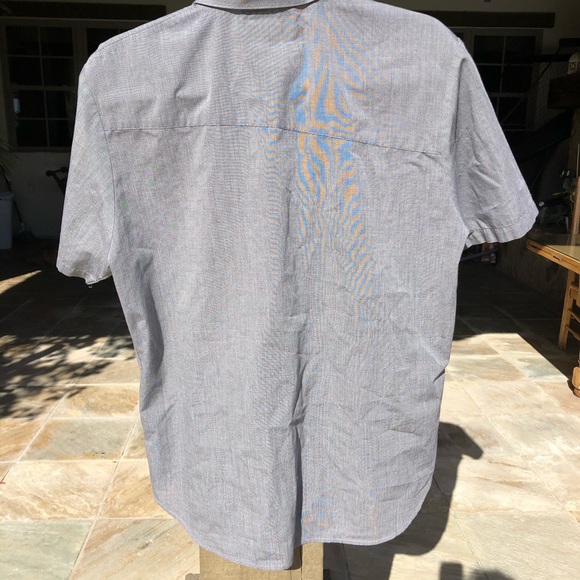 VOLCOM  COUPE CLASSIC BUTTON DOWN MENS M - Picture 4 of 8